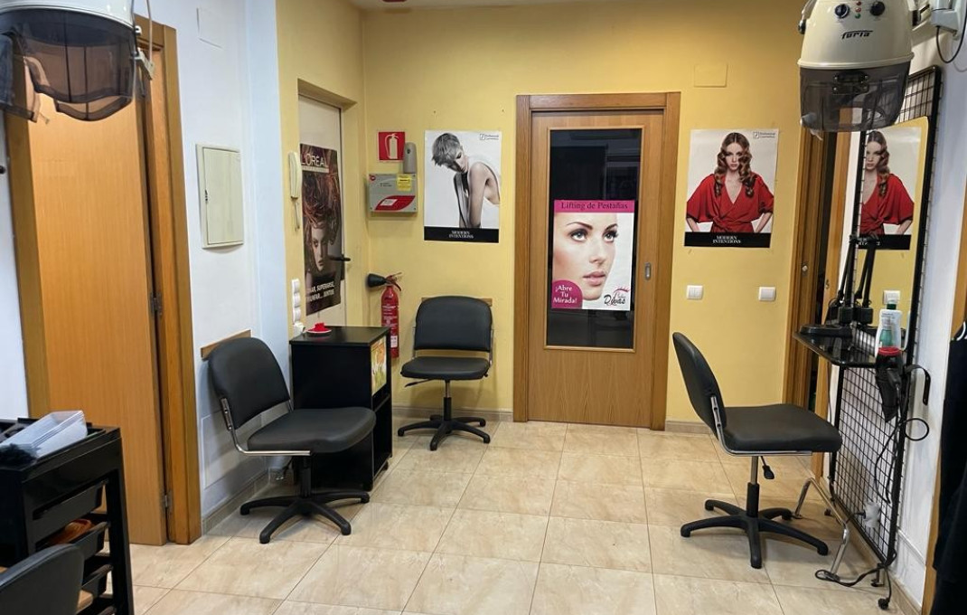 Transfert - Peluquerias y Estetica -
Montcada i Reixac