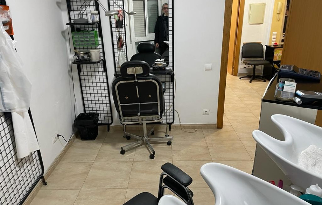 Transfert - Peluquerias y Estetica -
Montcada i Reixac