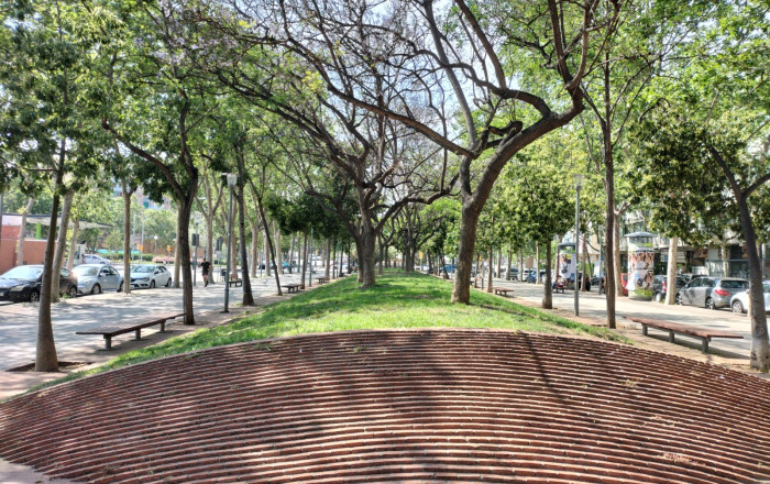 Revente - Local comercial -
Barcelona - Sant Martí