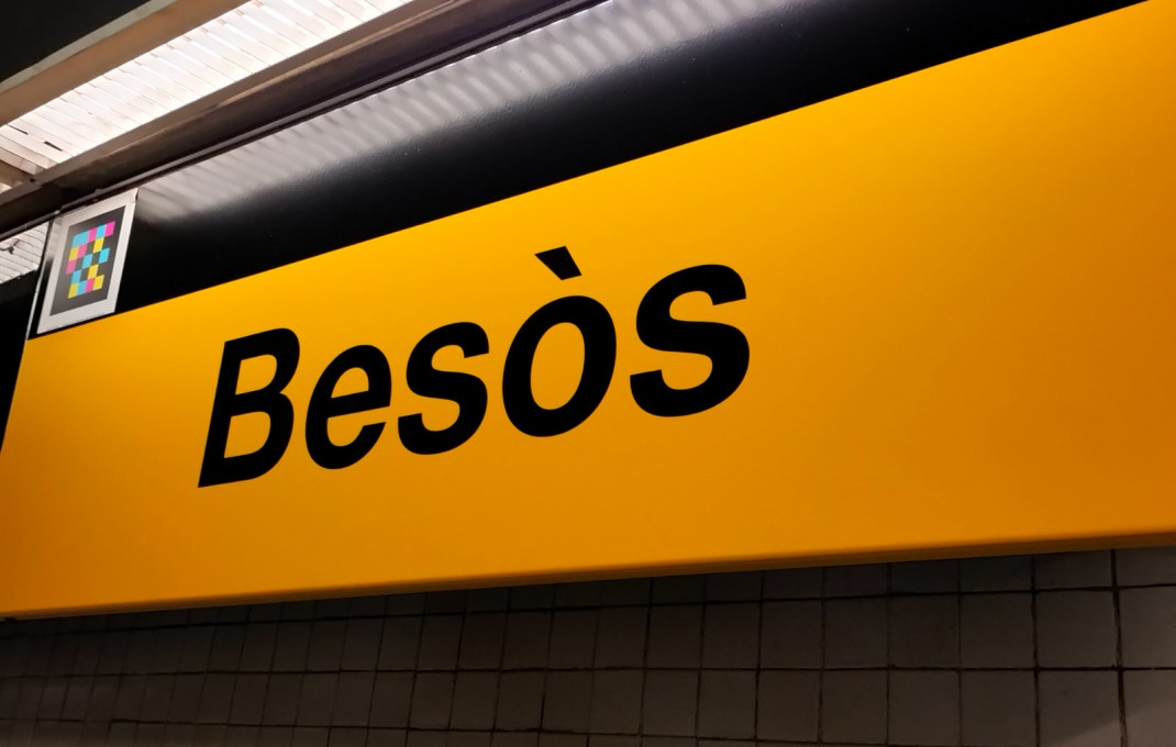 Revente - Local comercial -
Barcelona - Sant Martí