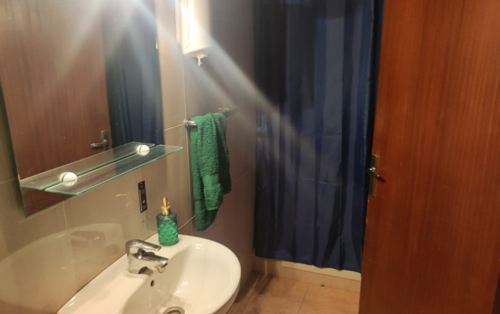 Revente - Local comercial -
Barcelona - Sant Martí