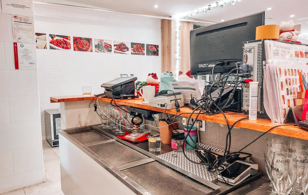 Traspaso - Bar Restaurante -
Cornella de Llobregat - Almeda