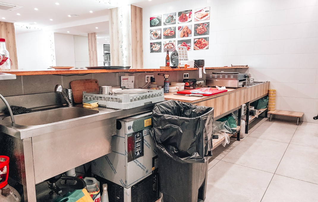 Traspaso - Bar Restaurante -
Cornella de Llobregat - Almeda