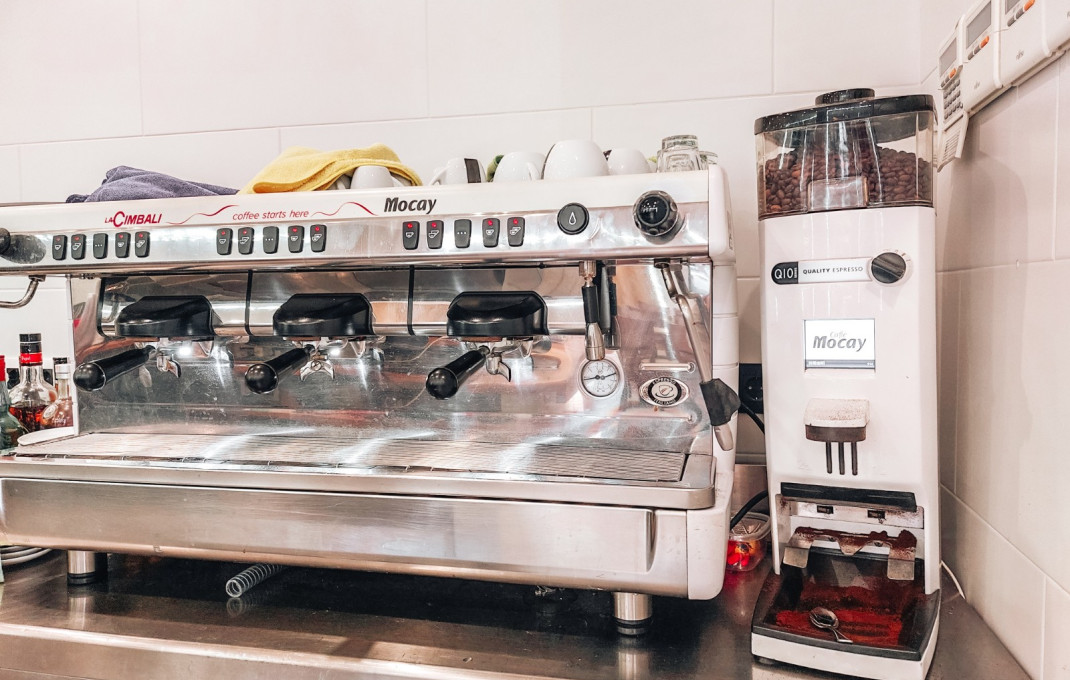 Traspaso - Bar Restaurante -
Cornella de Llobregat - Almeda