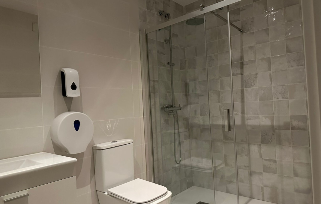 Transfert - Local comercial -
Barcelona - Sarria-Sant Gervasi