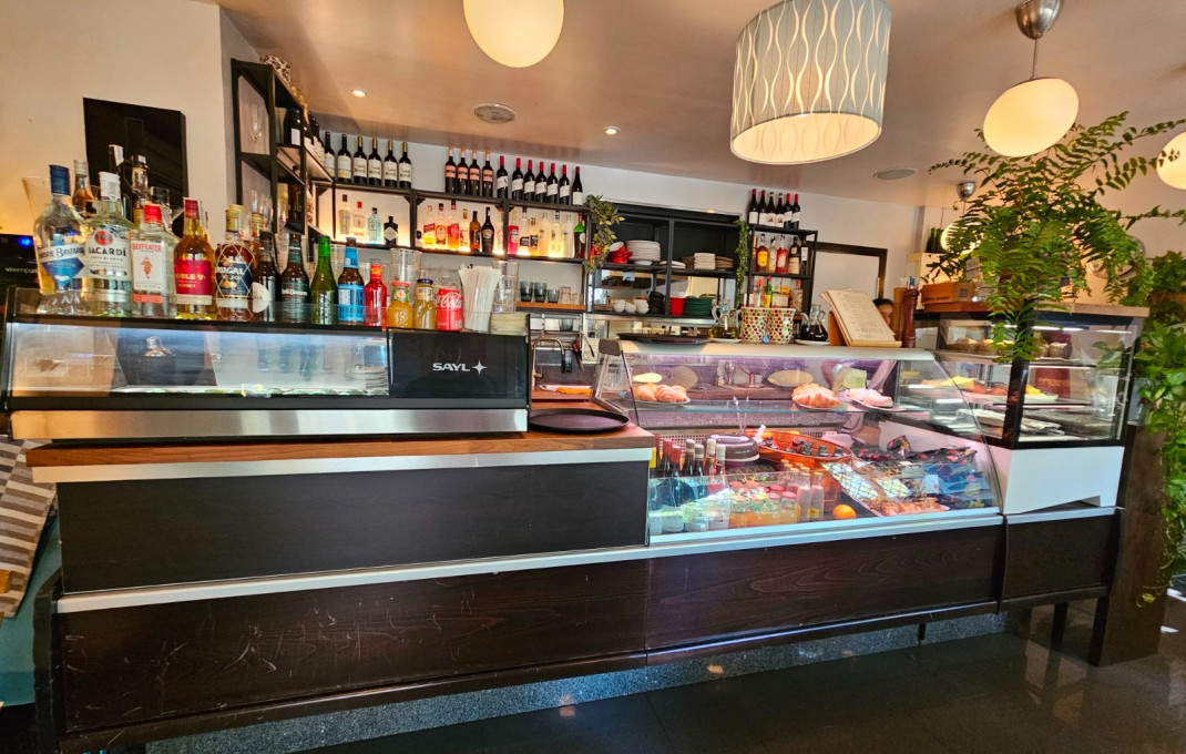 Traspaso - Restaurante -
Barcelona - Gracia Norte