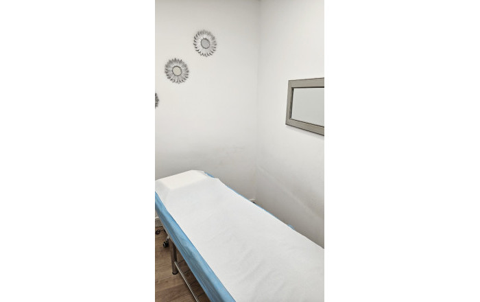 Traspaso - Peluquerias y Estetica -
Barcelona - Gràcia