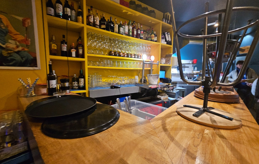 Transfert - Bar Restaurante -
Barcelona - Eixample Izquierdo Alto