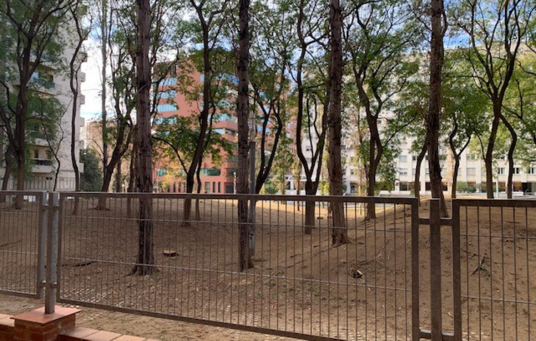 Alquiler - Local comercial -
Barcelona - Sarria-Sant Gervasi