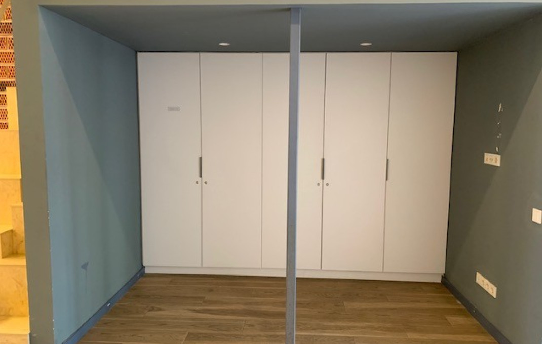 Alquiler - Local comercial -
Barcelona - Sarria-Sant Gervasi