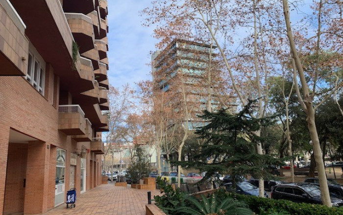 Alquiler - Local comercial -
Barcelona - Sarria-Sant Gervasi