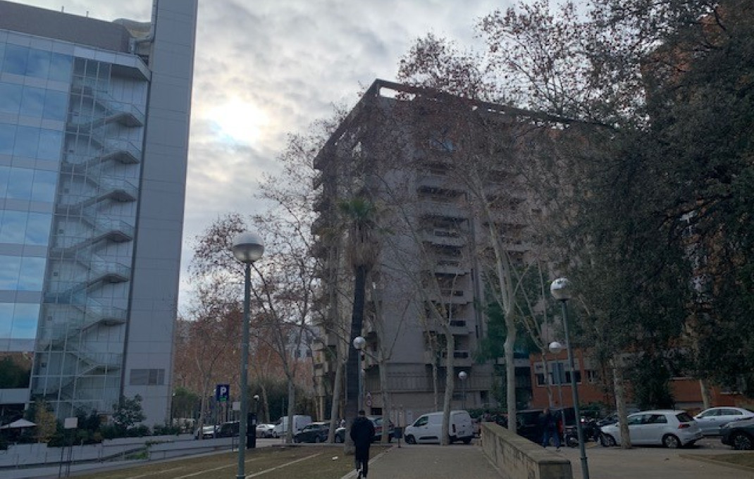 Alquiler - Local comercial -
Barcelona - Sarria-Sant Gervasi