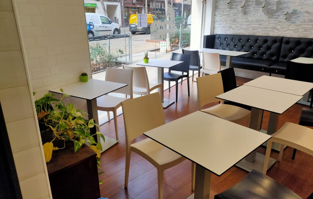 Traspaso - Cafeteria -
Barcelona - Sant Andreu