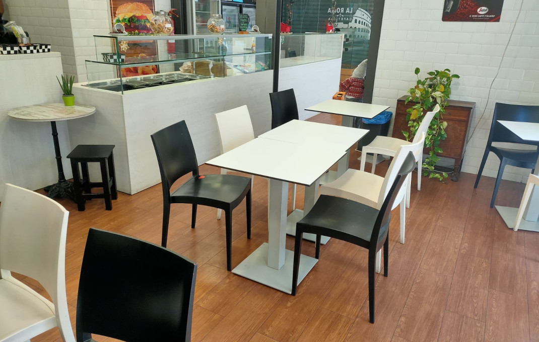 Traspaso - Cafeteria -
Barcelona - Sant Andreu