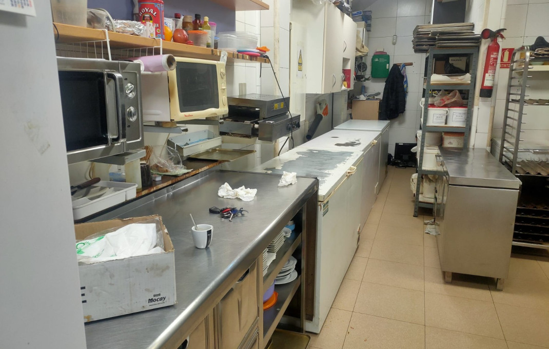 Traspaso - Cafeteria -
Barcelona - Sant Andreu