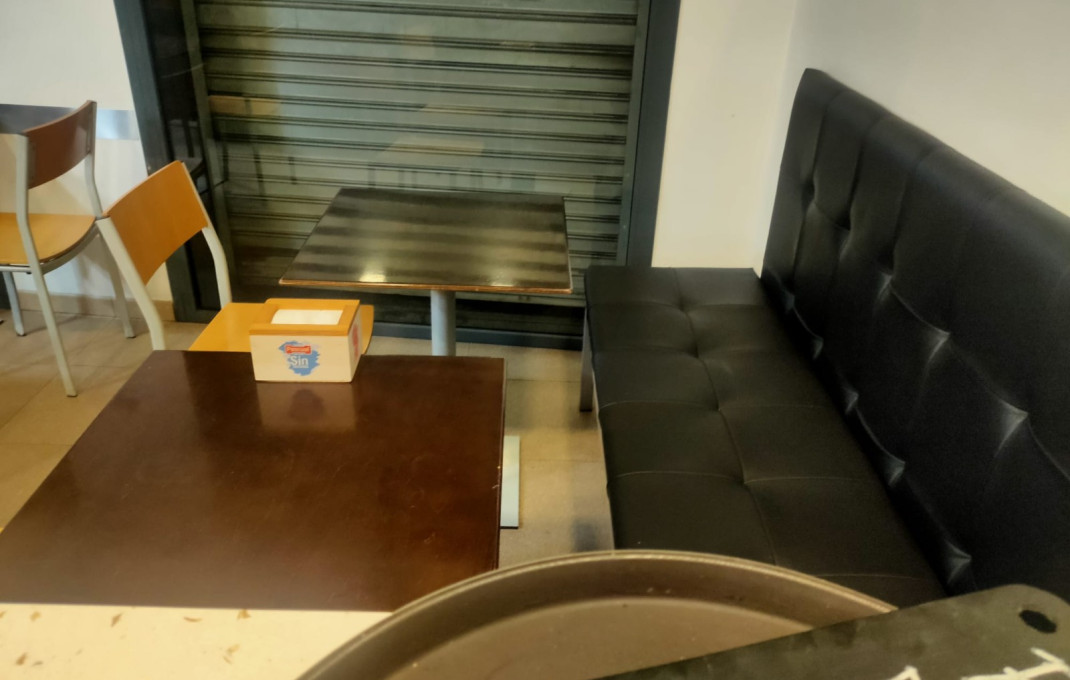 Traspaso - Cafeteria -
Barcelona - Sant Andreu