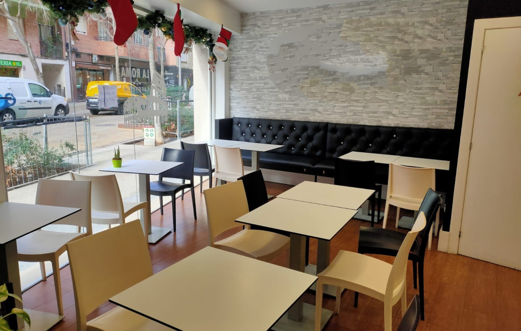 Traspaso - Cafeteria -
Barcelona - Sant Andreu