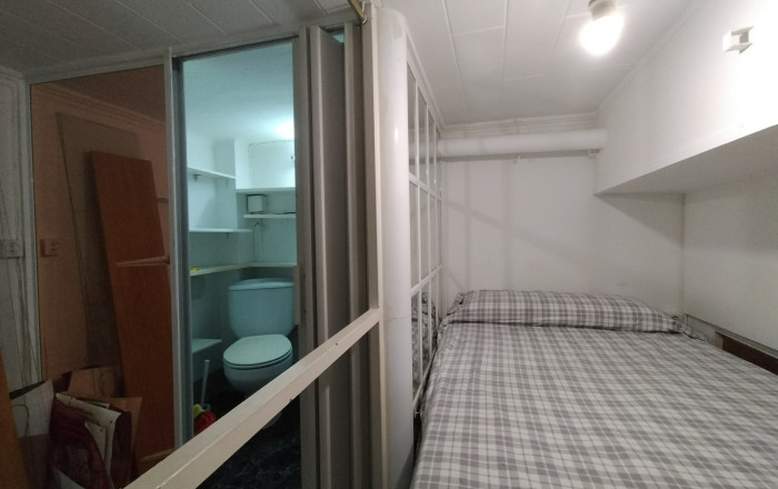 Revente - Local comercial -
Barcelona - Nou Barris