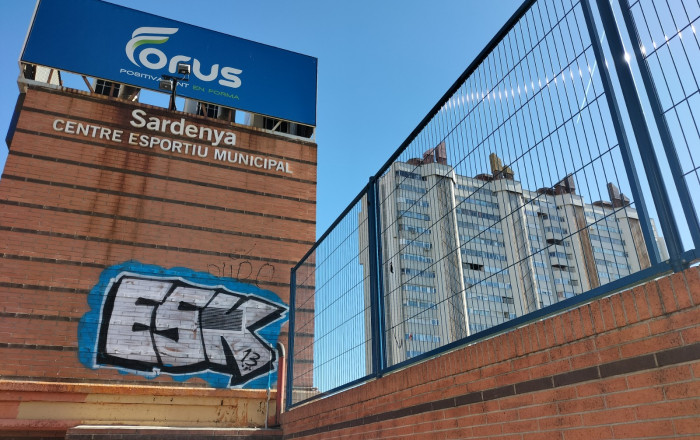 Revente - Local comercial -
Barcelona - Guinardo