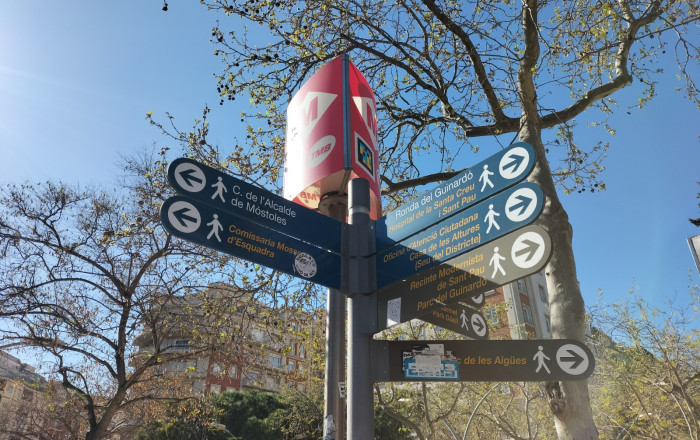 Revente - Local comercial -
Barcelona - Guinardo