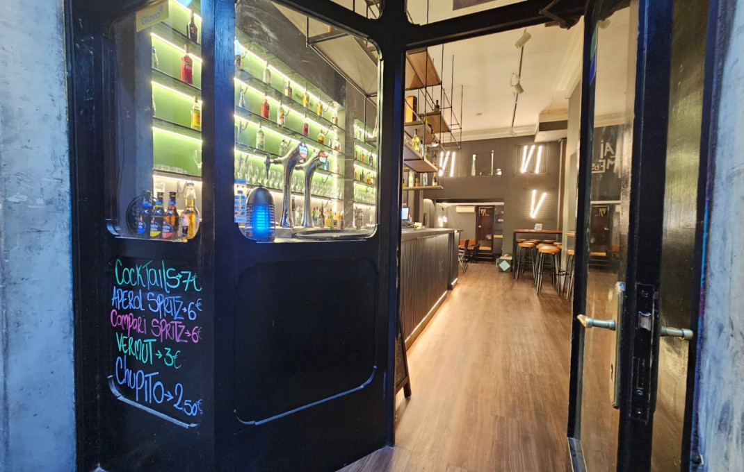 Transfer - Bar Restaurante -
Barcelona - Sant Antoni
