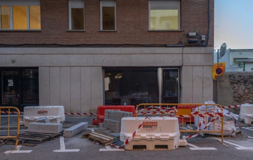 Venta en rentabilidad - Local comercial -
Barcelona - Sarria-Sant Gervasi