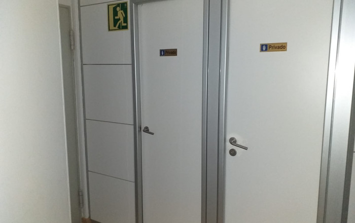 Alquiler - Local comercial -
Barcelona - Gràcia