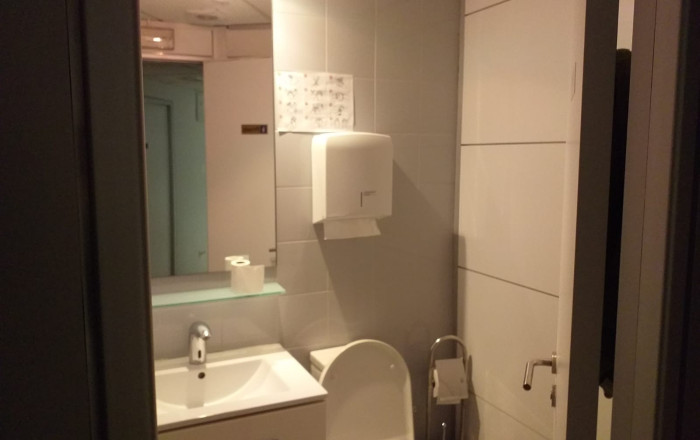 Alquiler - Local comercial -
Barcelona - Gràcia