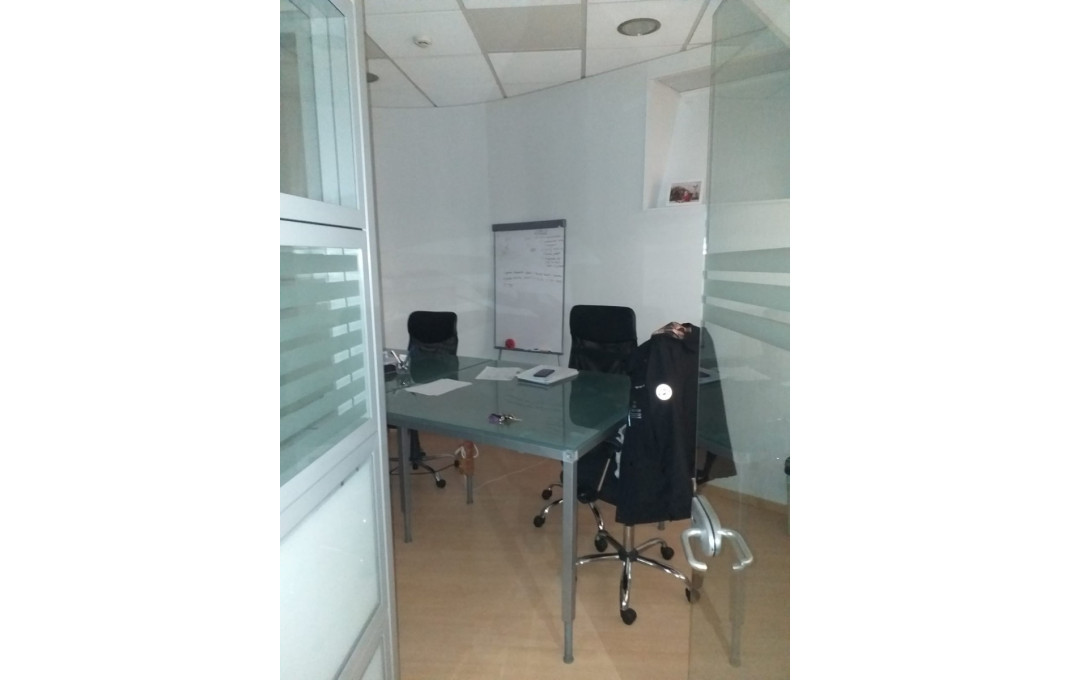 Alquiler - Local comercial -
Barcelona - Gràcia