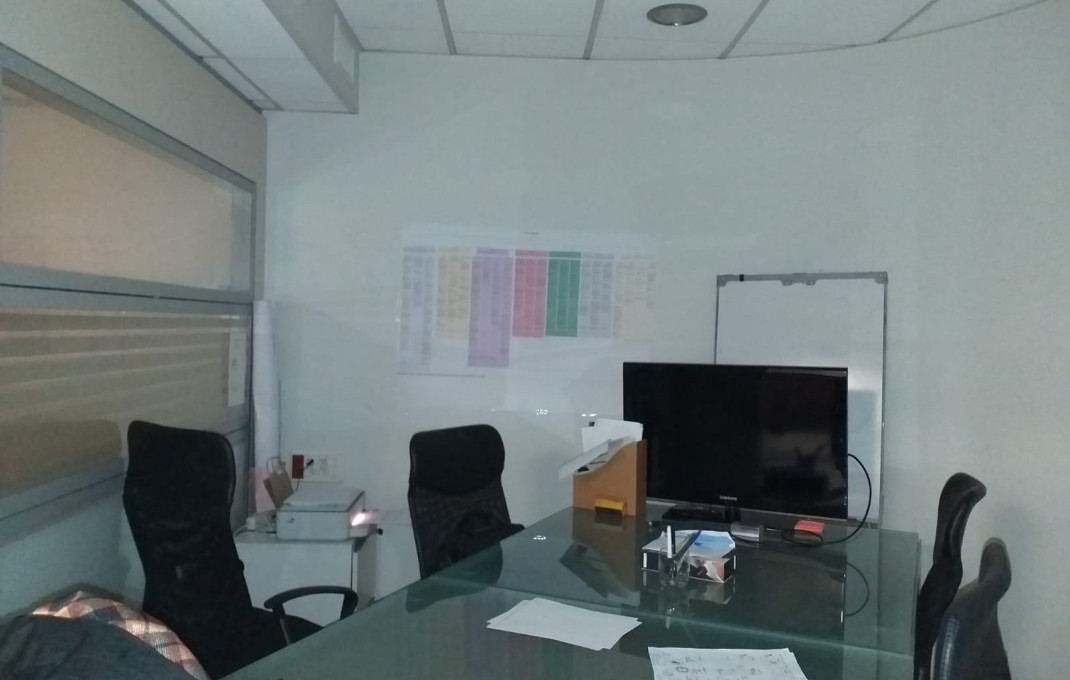 Alquiler - Local comercial -
Barcelona - Gràcia