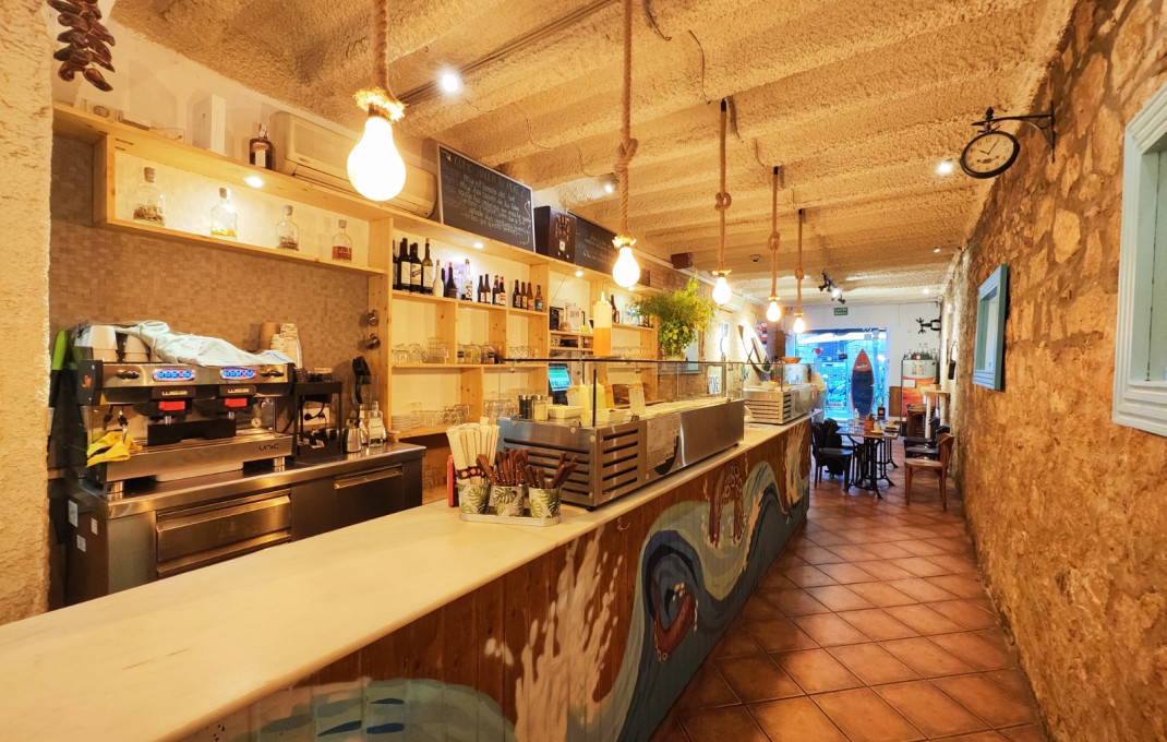 Transfert - Licencia C2 -
Barcelona - Eixample Derecho