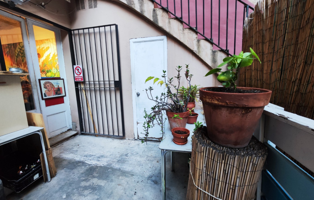 Transfert - Licencia C2 -
Barcelona - Eixample Derecho