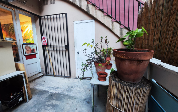 Transfert - Licencia C2 -
Barcelona - Eixample Derecho