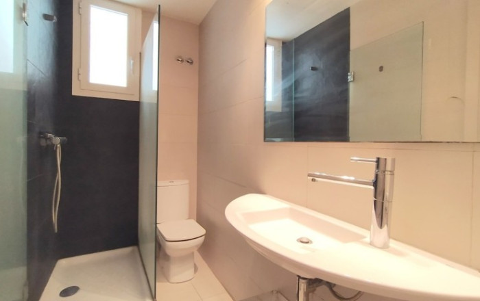 Venta en rentabilidad - Piso -
Barcelona - Eixample