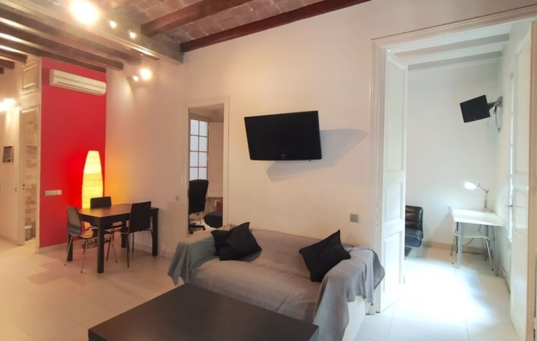 Venta en rentabilidad - Piso -
Barcelona - Eixample