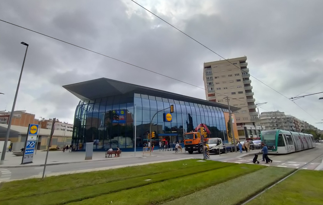 Traspaso - Clinica -
Esplugues de Llobregat