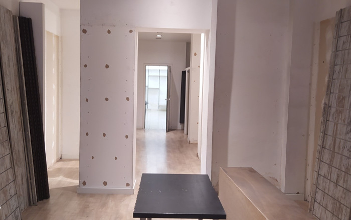 Alquiler - Local comercial -
Barcelona - Gràcia