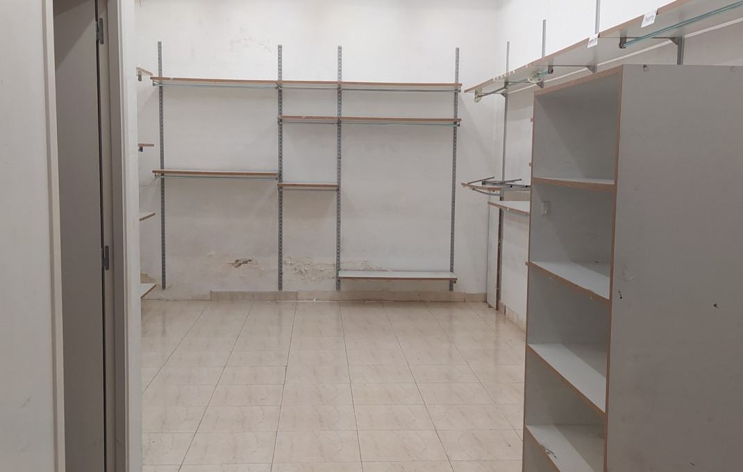 Alquiler - Local comercial -
Barcelona - Gràcia