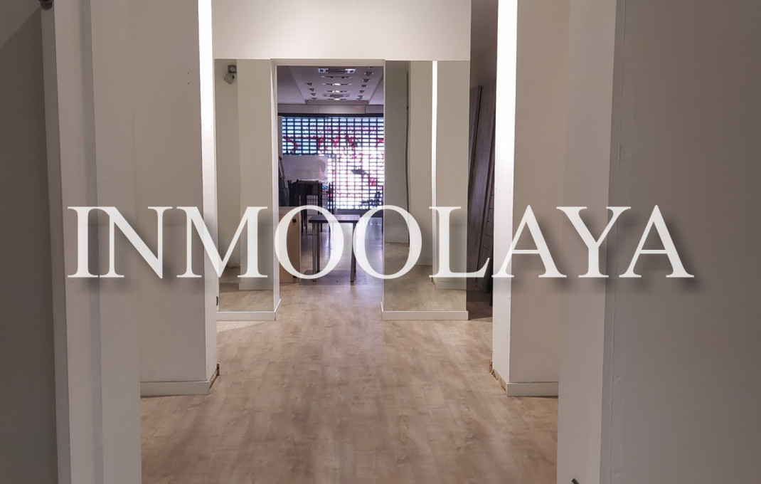 Alquiler - Local comercial -
Barcelona - Gràcia