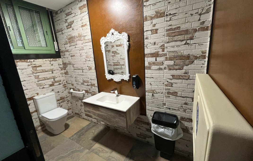 Transfer - Bar-Cafeteria -
Parets del Vall&egrave;s