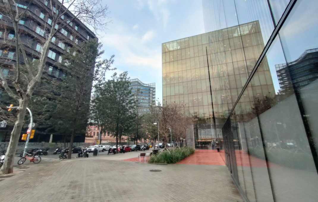 Venta en rentabilidad - Bar Restaurante -
Barcelona - Poblenou