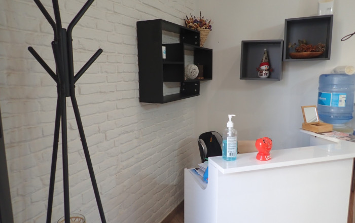 Traspaso - Peluquerias y Estetica -
Barcelona - Eixample Derecho