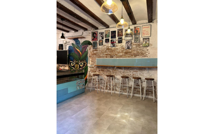 Traspaso - Bodega -
Barcelona - Barceloneta