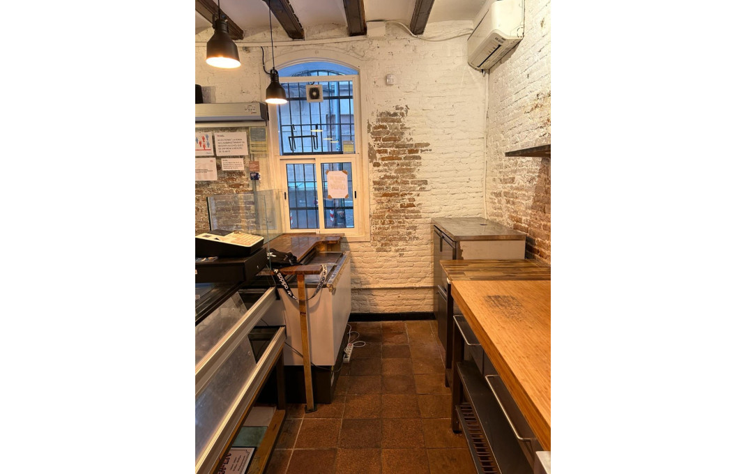 Traspaso - Bodega -
Barcelona - Barceloneta