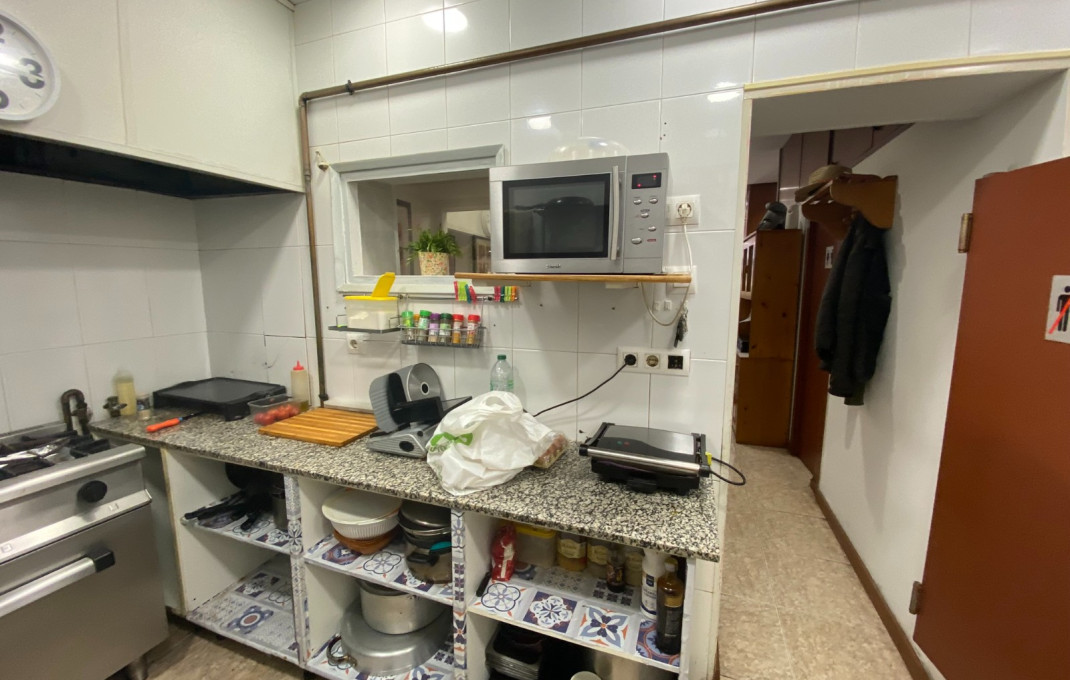 Traspaso - Bar Restaurante -
Barcelona - Sant Gervaci