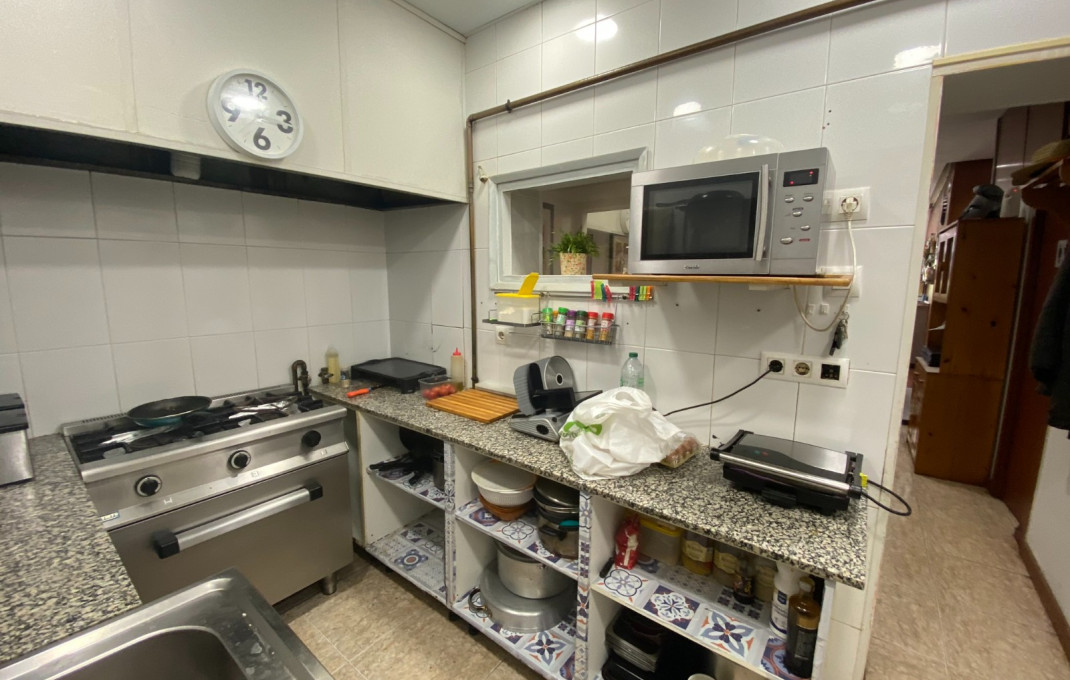 Traspaso - Bar Restaurante -
Barcelona - Sant Gervaci