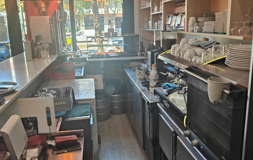 Traspaso - Bar-Cafeteria -
Gavá