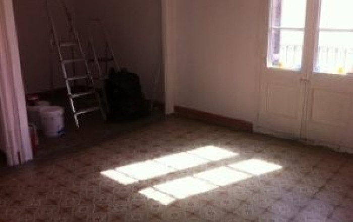 Venta en rentabilidad - Piso -
Barcelona - Gràcia