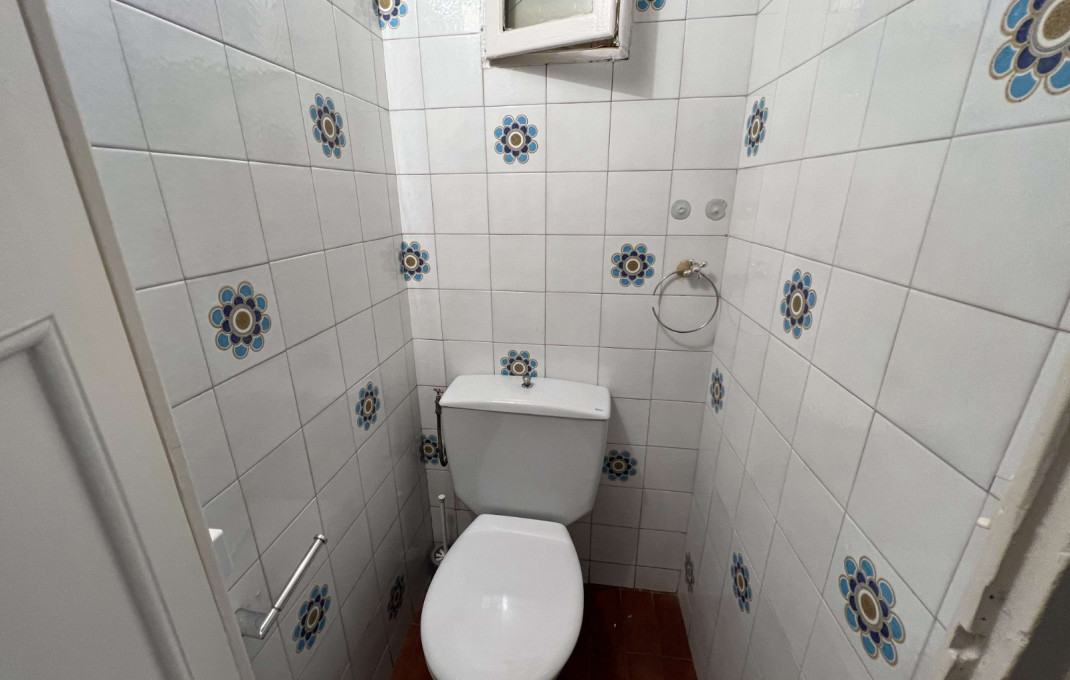 Venta en rentabilidad - Piso -
Barcelona - Gràcia