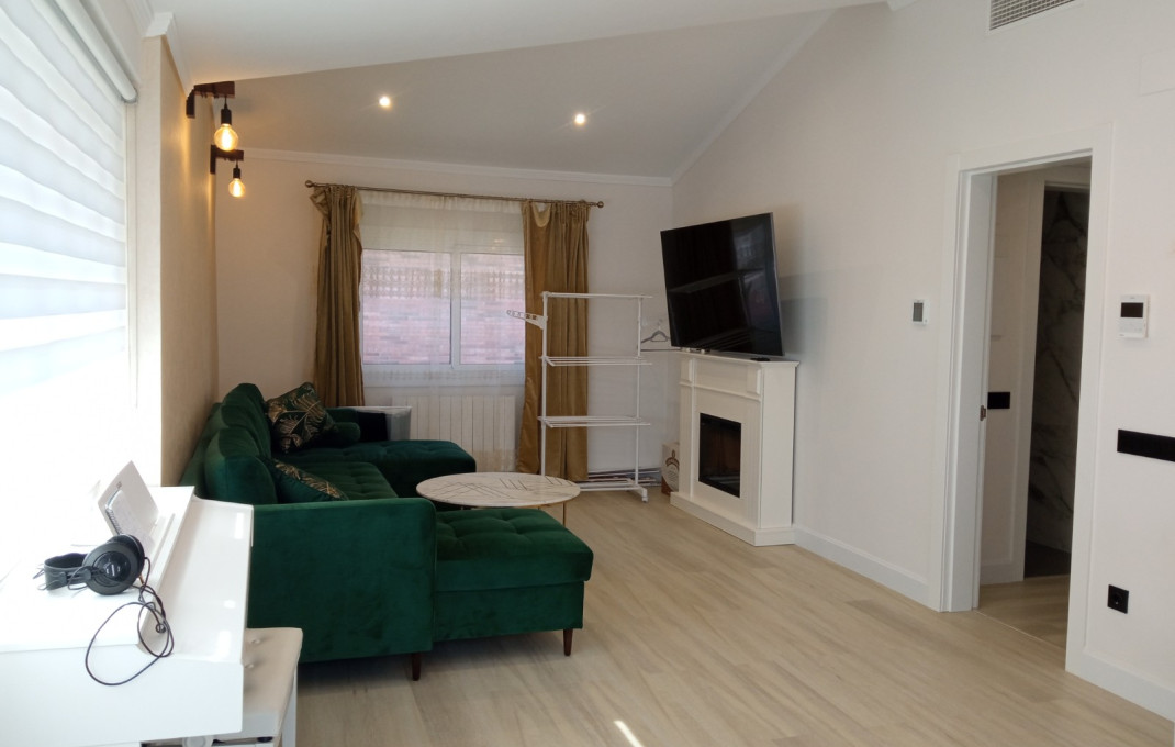 Venta - Casa -
Cerdanyola del Vallès